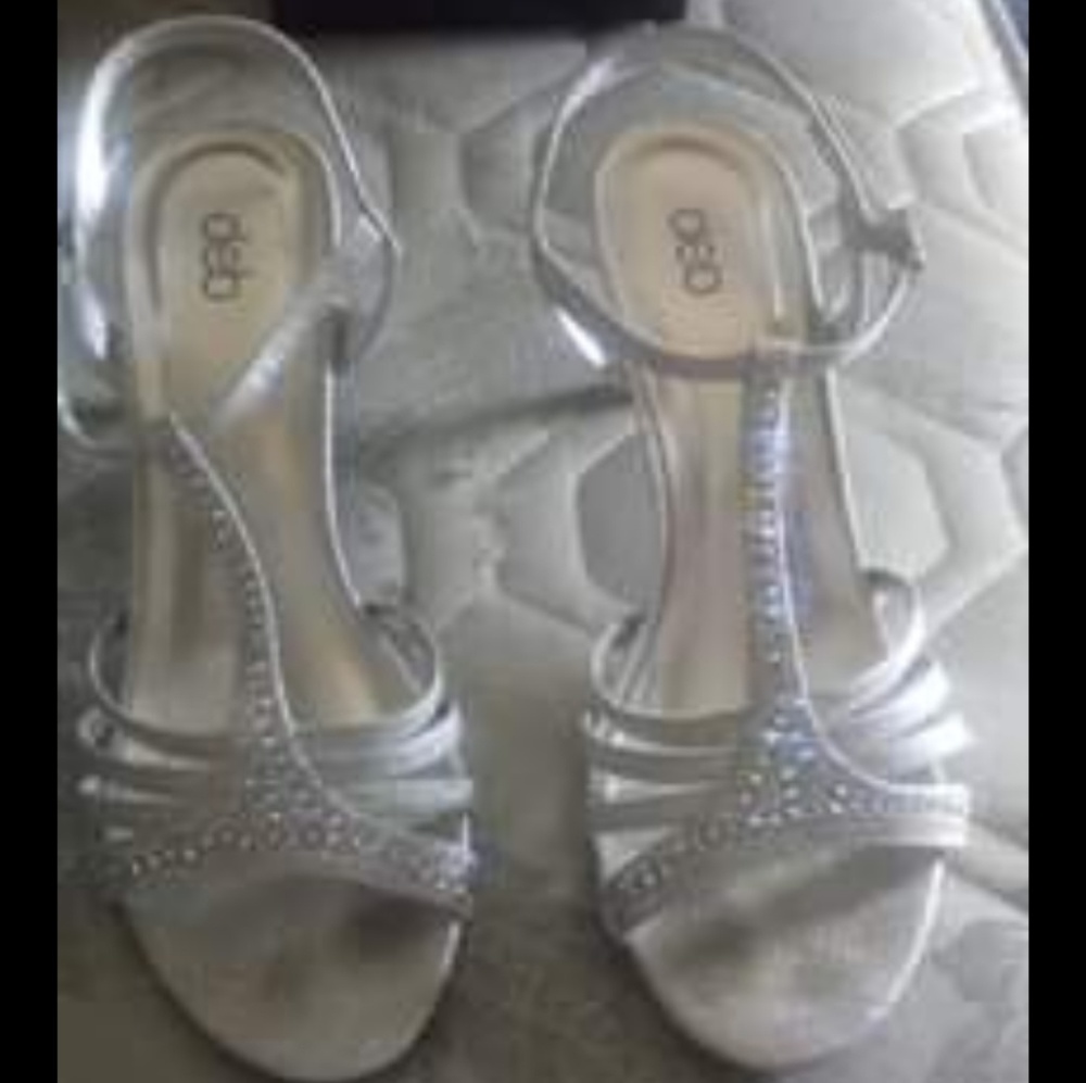 Deb prom shoes